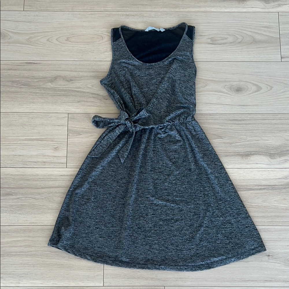 Athleta Gray Sleeveless Sundress with belt